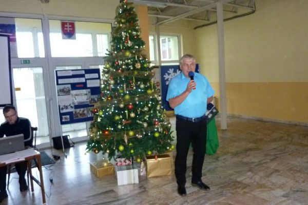 advent-2019-11DB8D0631-61EA-B54A-C7AF-7F7FB7C9563D.jpg