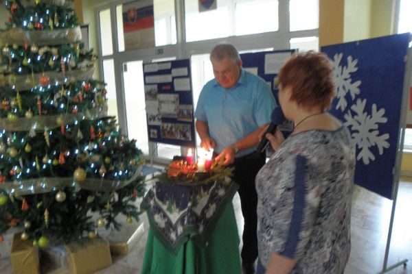 advent-2019-161D34CF45-7DA3-EF2C-FBA9-5F4399098EDA.jpg