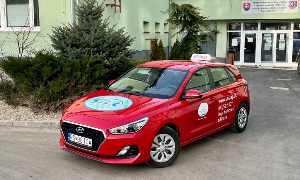 Hyundai i30 – výcvikové vozidlo autoškoly