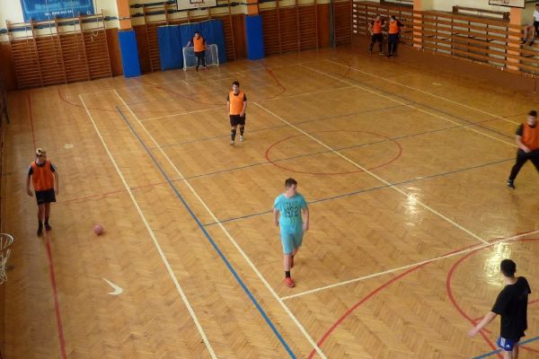 futsal-2019-08A86A268E-6F94-2DA2-39A5-931765BDAD6A.jpg
