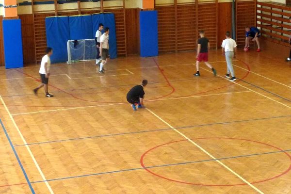 futsal-2019-1649B0D75B-0371-6C42-A9A9-23E839AA80D0.jpg