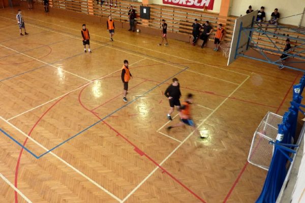 futsal-2019-1730E21741-2110-FA1F-24DF-43FE5BC2EE4A.jpg