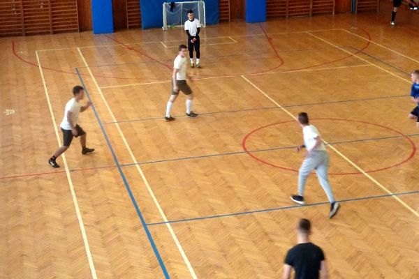 futsal-2019-1904AE4D14-2315-8007-6604-731300FEB09C.jpg