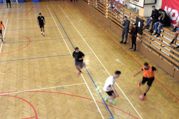 futsal-2019-30B5704FC3-27F0-B389-CDF7-3B720830A2CD.jpg