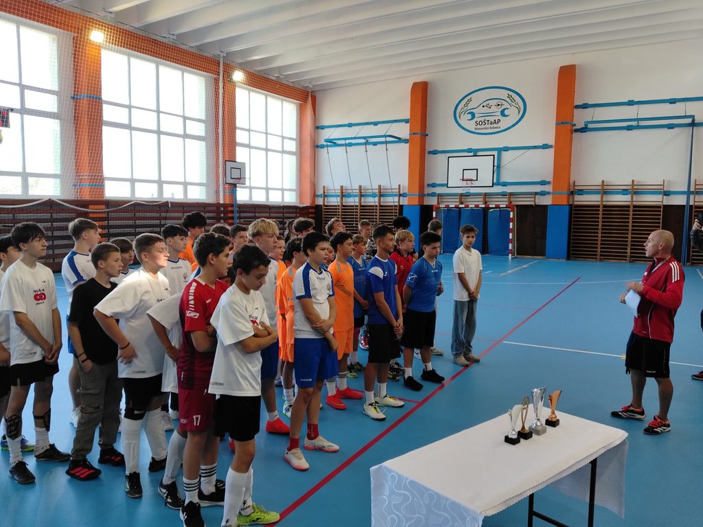 Futbalový turnaj o pohár riaditeľa SOŠTaAP 2026, fotografia 7